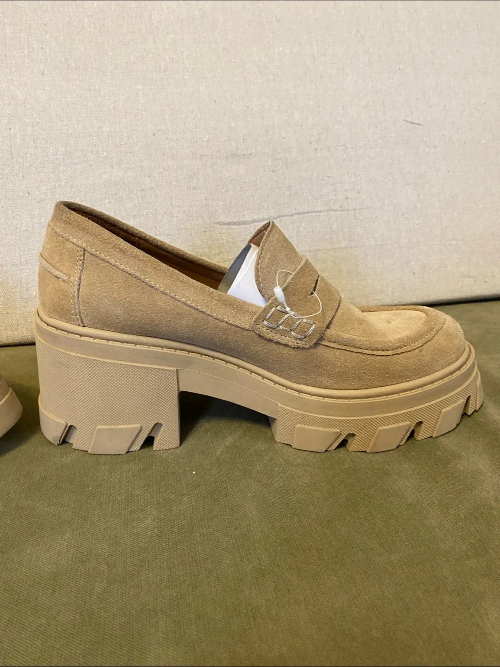 Steve Madden Woman’s Tan Suede Lug Sole Penny Loafers